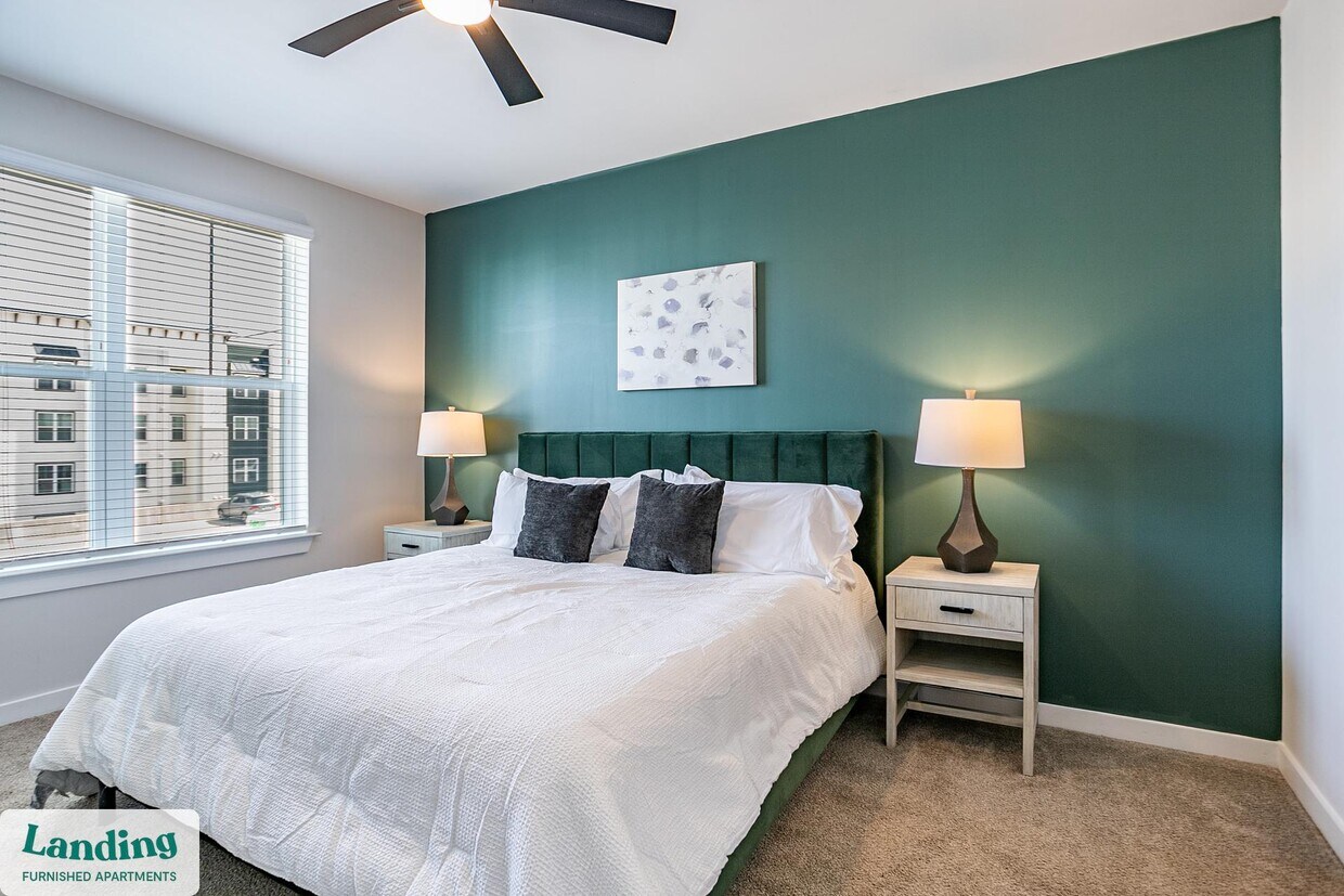 Foto principal - 1270 Hillcrest Dr