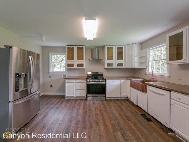 Foto del edificio - 3 br, 2 bath House - 124 Millwood Road