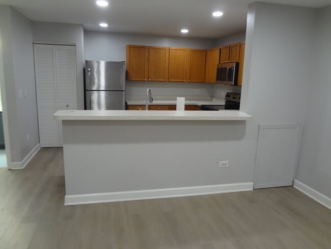 Building Photo - 2013 Silverstone Dr