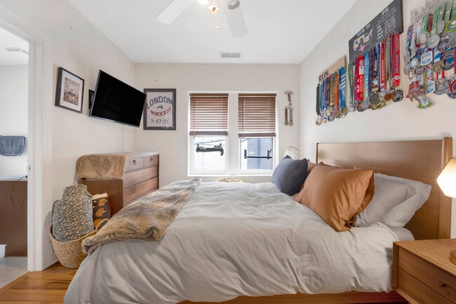 Building Photo - Cornelia & Racine