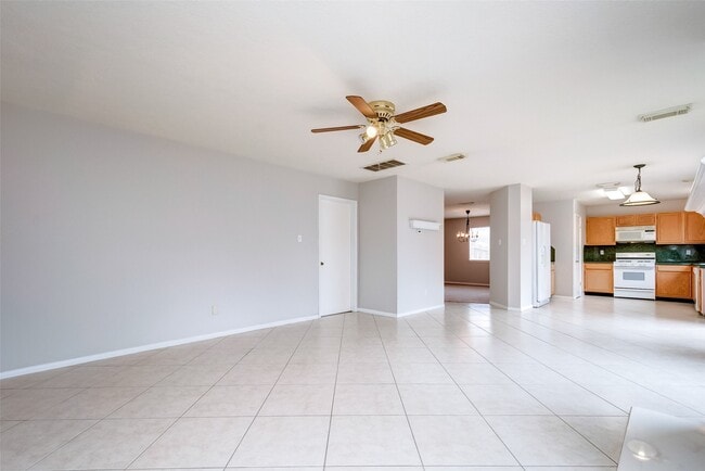 Foto del edificio - 12654 Pine Bush Dr