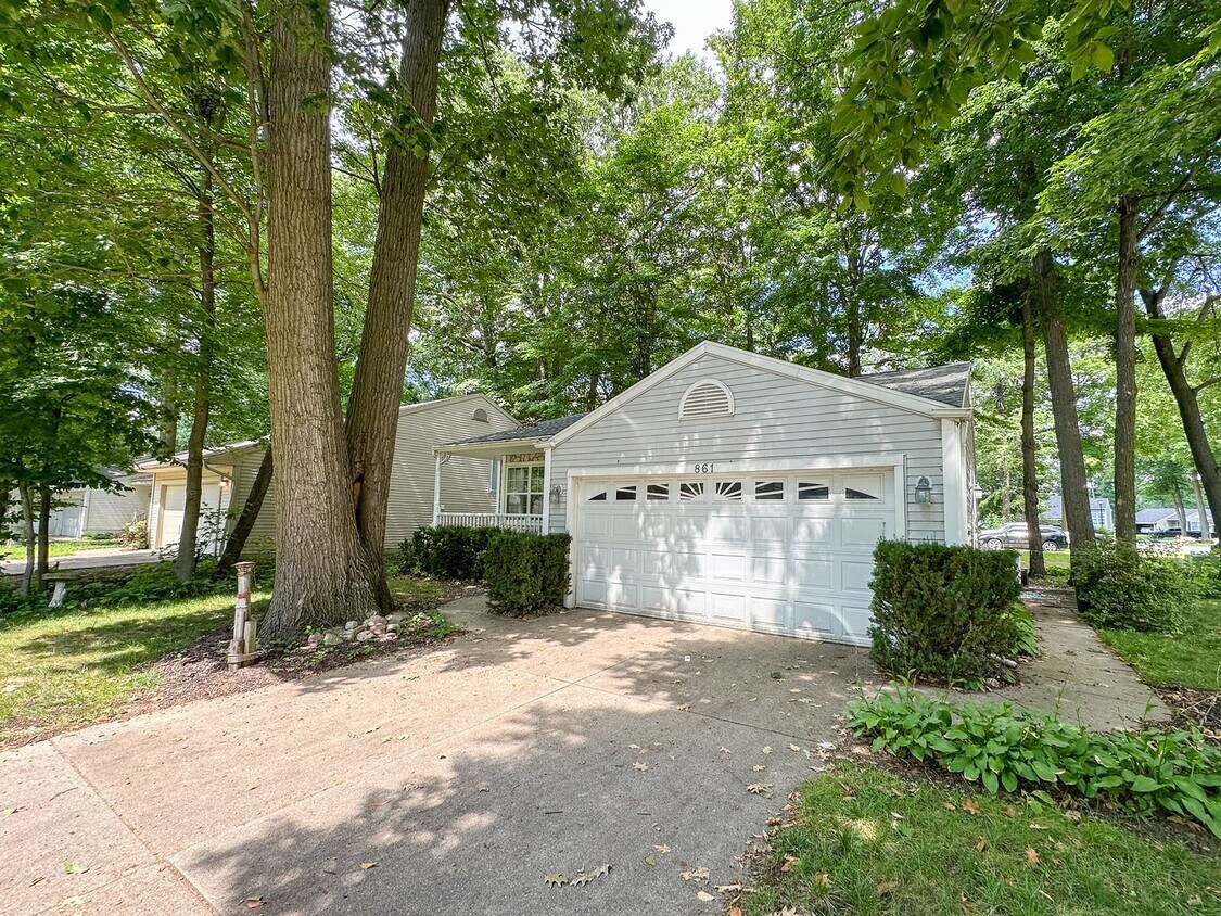 Foto principal - 861 Summertime Ave SE