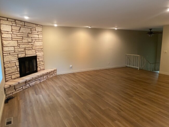 Building Photo - 2080 Glasser Pl