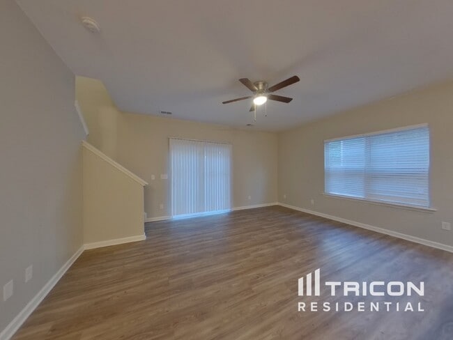 Building Photo - 112 Wainscot Oak Ln