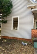 Building Photo - 340 Hickory St