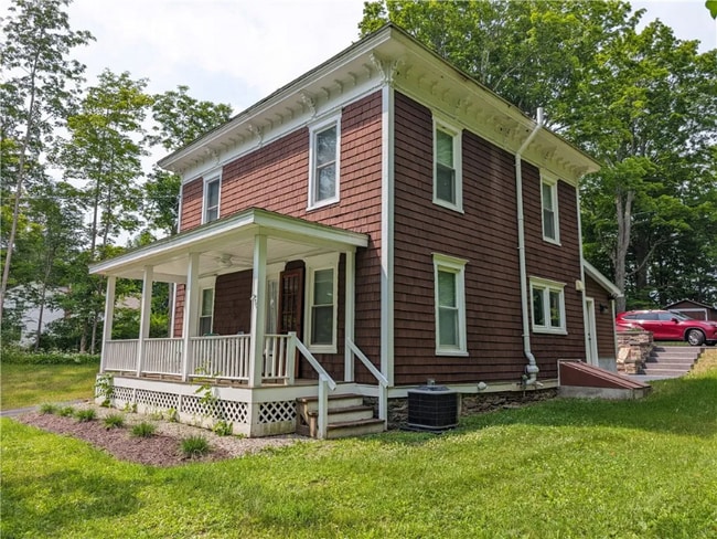 Building Photo - 193 Phoenix Mills Rd