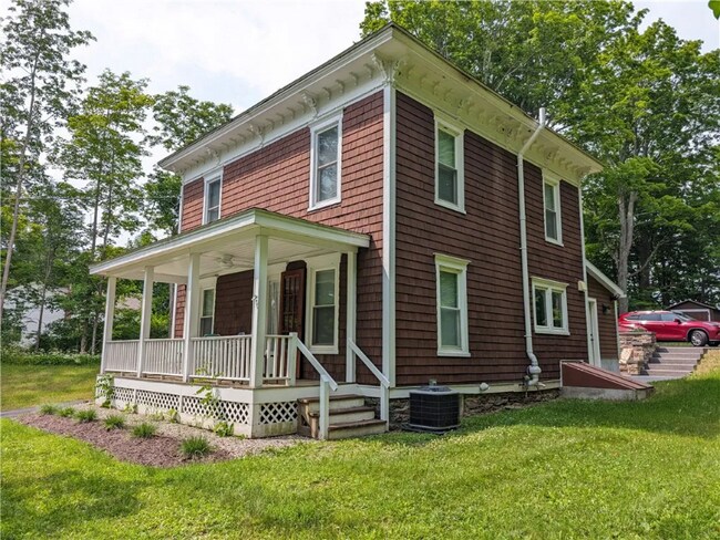 Foto del edificio - 193 Phoenix Mills Rd