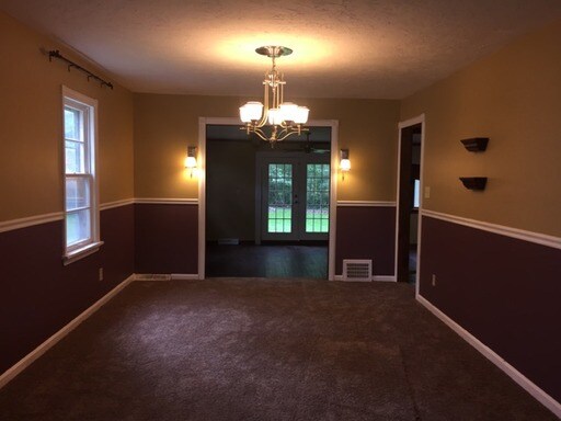 Building Photo - 25274 Rena Ct