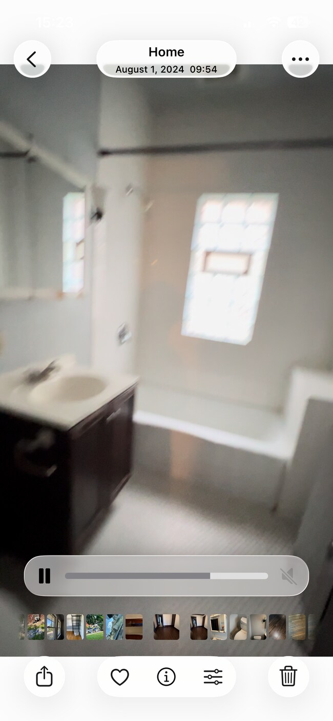 Foto del edificio - 2929 N Farwell Ave
