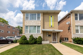 Building Photo - 6640 W Gunnison St