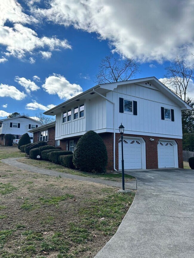Foto del edificio - 3 br, 2 bath House - 4623 Norcross Road