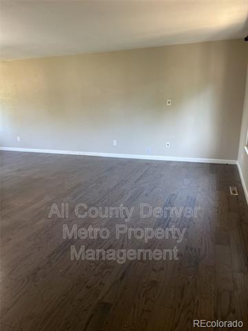 Foto del edificio - 8527 Gray St
