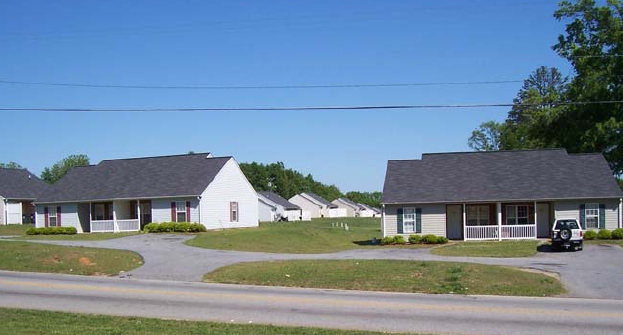 Primary Photo - Wildwood Apartments