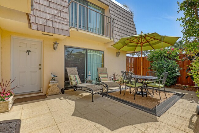 Foto del edificio - 131 Ocean Cove Dr