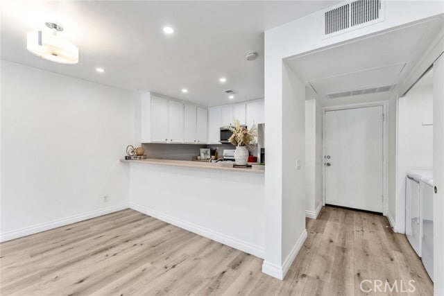 Building Photo - 425 Orange Blossom