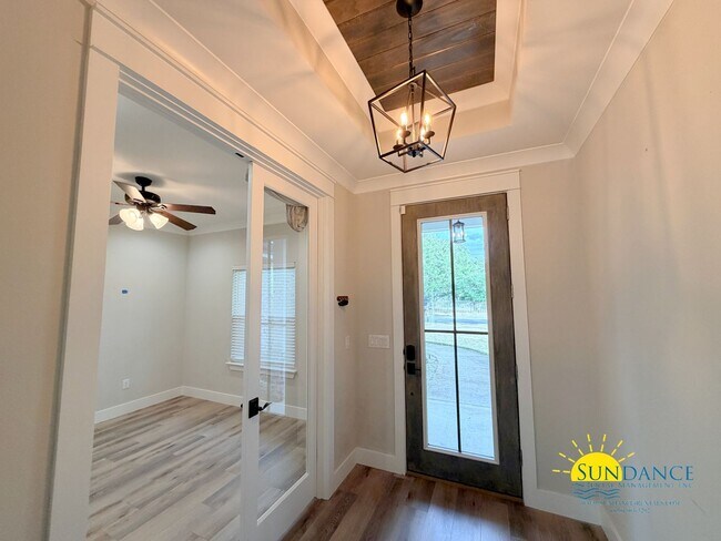 Foto del edificio - Elegant 4-Bedroom Home in Elliot Point with multiple neighborhood parks!