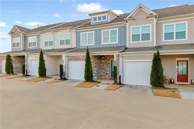 Building Photo - 1959 Hidden Hts