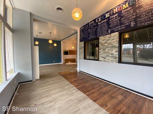 Building Photo - 320-330 Vandeventer Ave