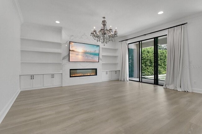 Building Photo - 14105 Larkspur Lake Dr