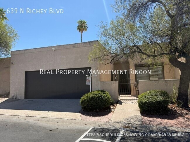 Foto del edificio - 639 N Richey Blvd