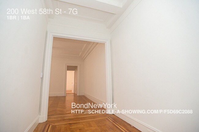 Building Photo - 200 W 58th St
