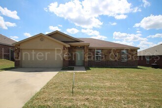 Building Photo - 2804 Coal Oil Dr