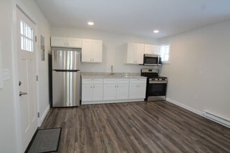 Building Photo - 14311 Rte 9W