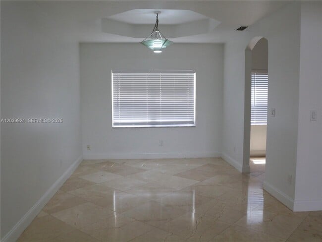 Foto del edificio - 17124 NW 10th St