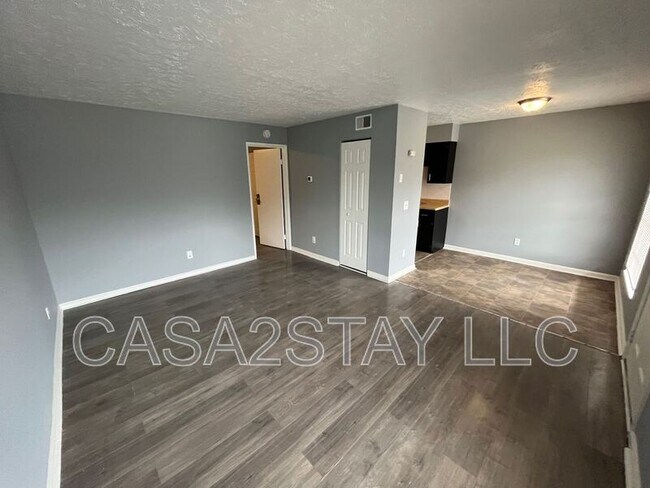 Foto del edificio - 371 Redmar Blvd