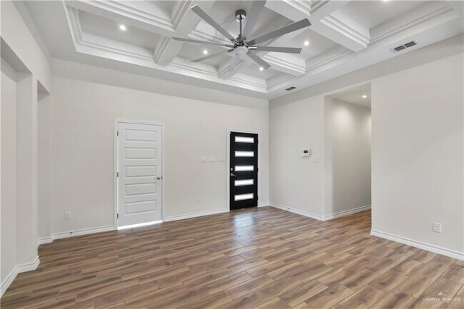 Building Photo - 18 Torreon St