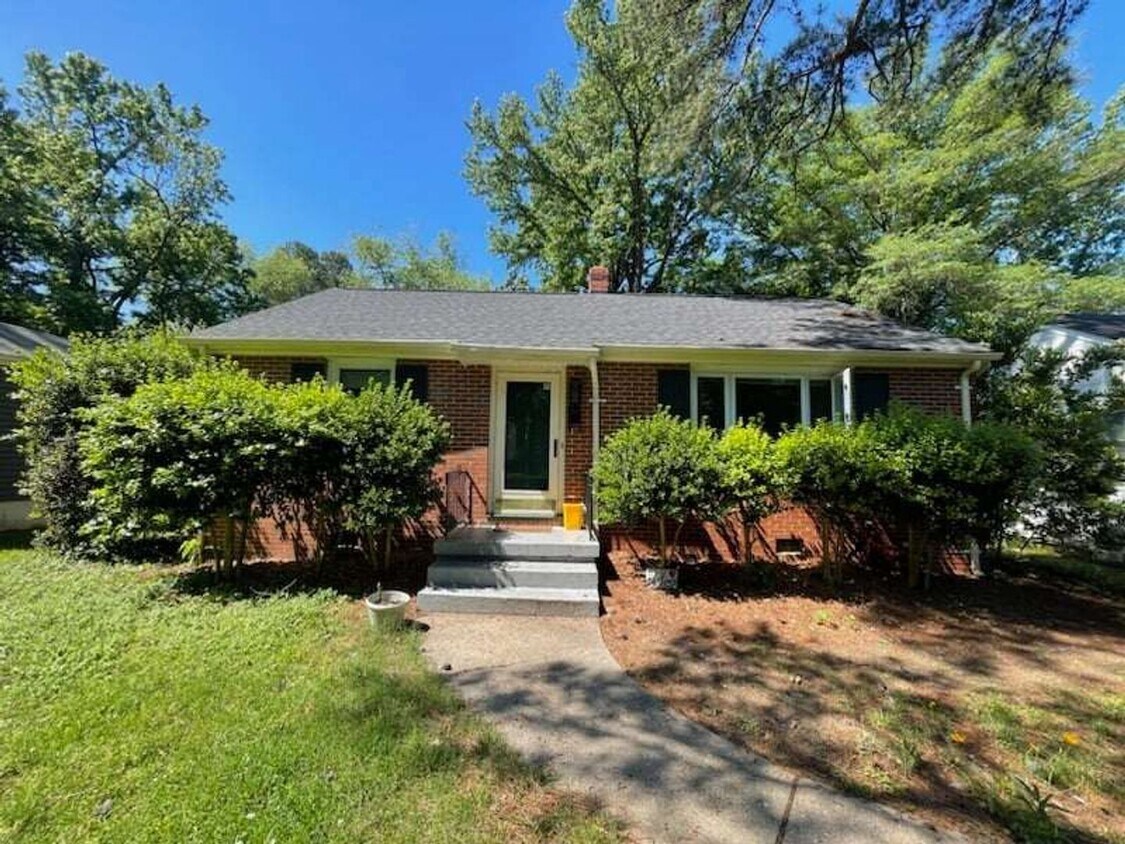 Foto principal - 6407 Kensington Ave