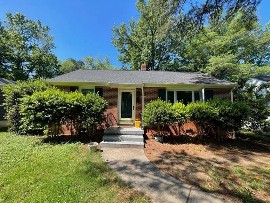 Primary Photo - 6407 Kensington Ave