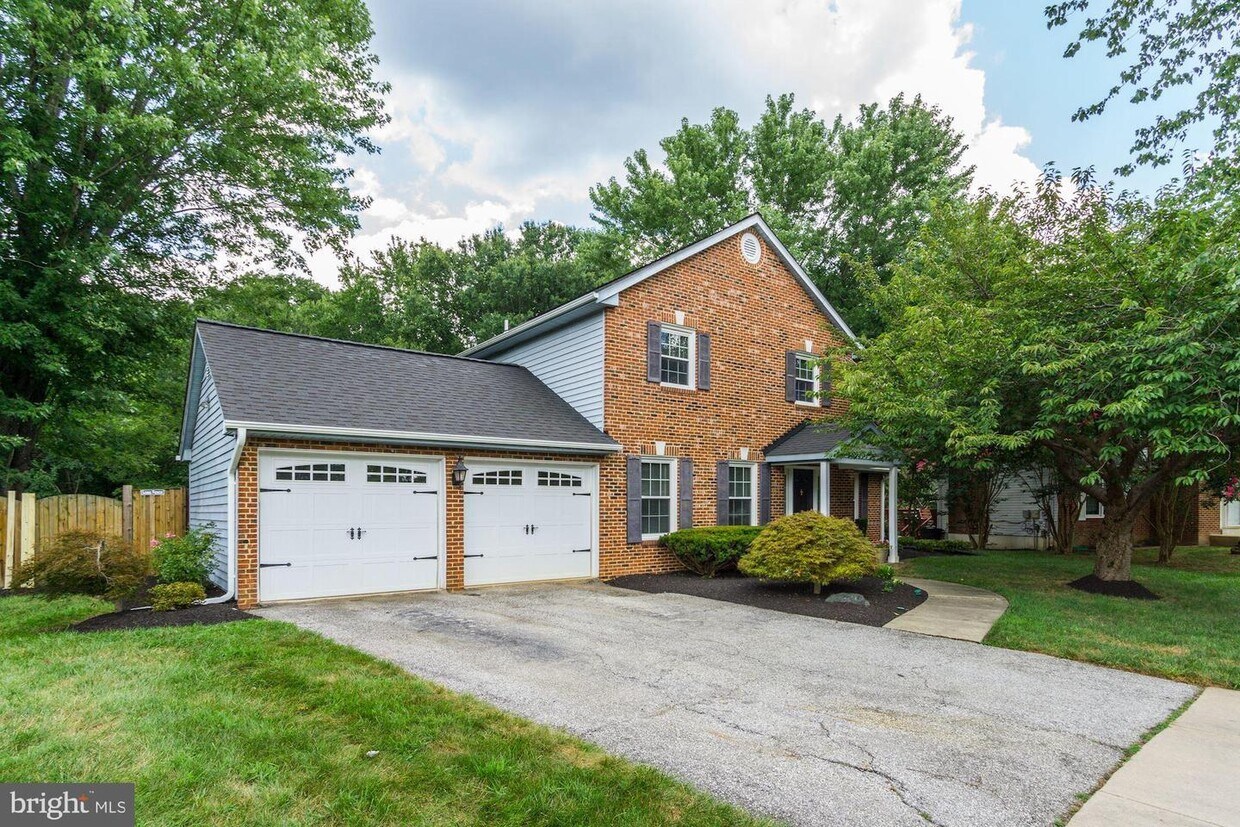 Foto principal - 13700 Pendelton st