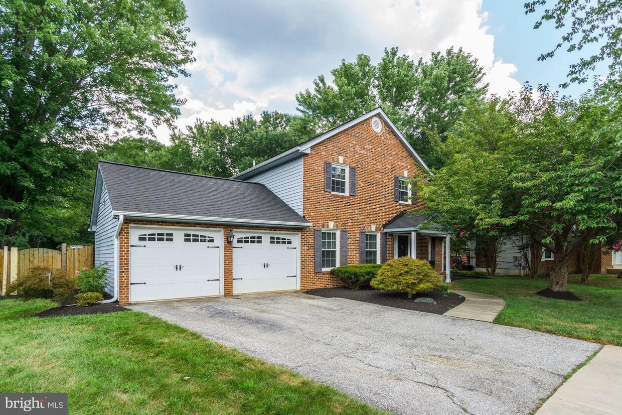 Primary Photo - 13700 Pendelton st