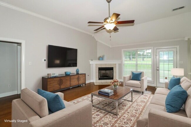 Building Photo - 7633 Meadow Ridge Ln