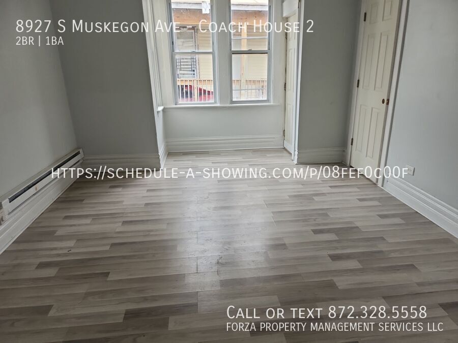 Foto principal - 8927 S Muskegon Ave