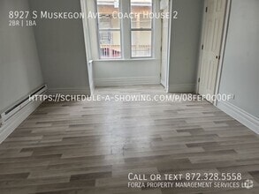 Building Photo - 8927 S Muskegon Ave