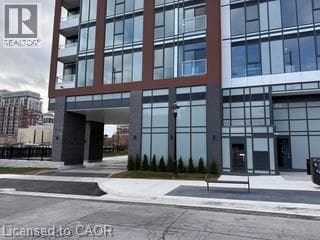 Building Photo - 2088 James St