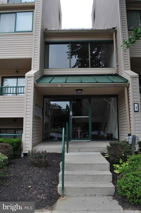 Exterior - 4 Winners Cir