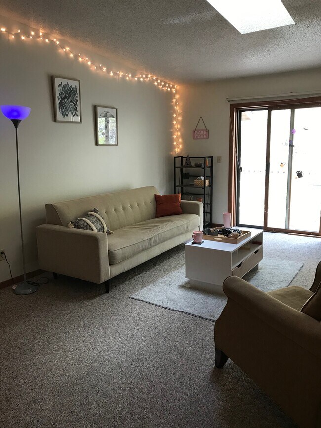 Foto del edificio - 1122 N Dubuque St