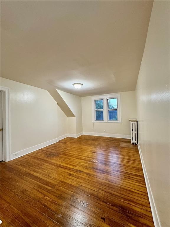 Foto del edificio - 31-35-35 Norwood Ave