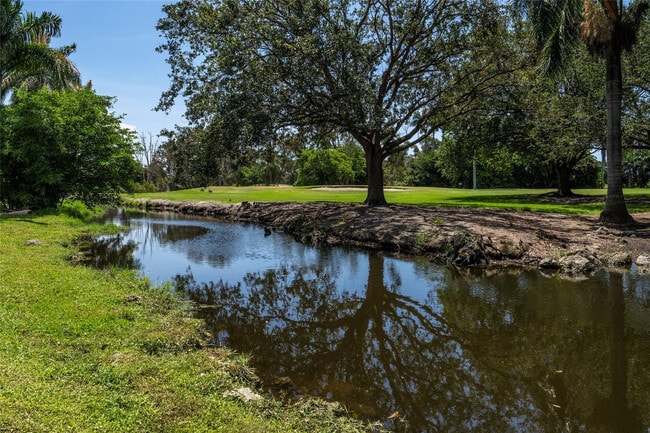 Foto del edificio - 3140 Calle Largo Dr