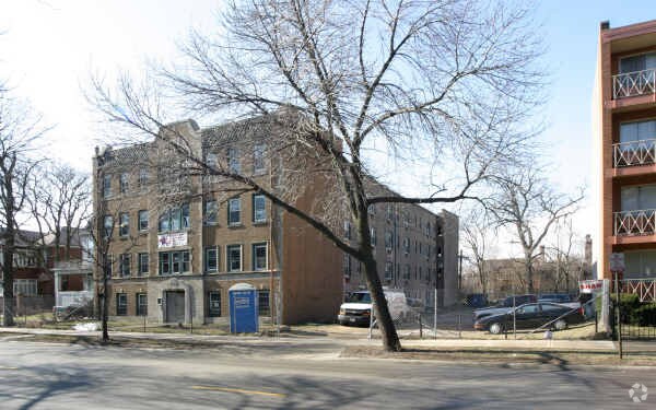 South Beach Apartments Chicago Il Building Photo South Beach Apartments