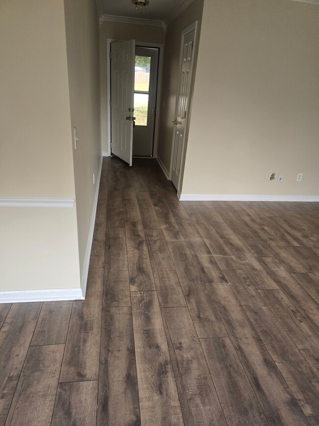 Foto del edificio - 137 Laredo Cir