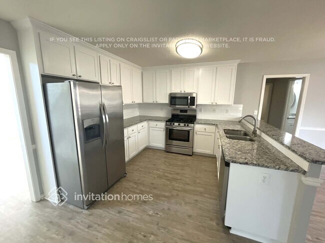 Foto del edificio - 2324 Luther Terrace SW