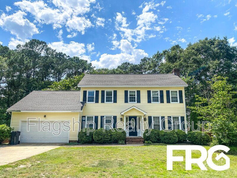 Primary Photo - 305 Smith Place