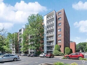 Building Photo - 12 9th St