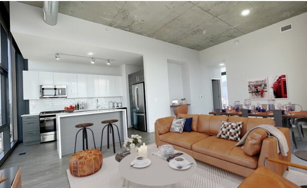 Photo - 4552 N Sheridan Rd (Chicago, IL)