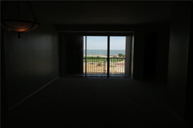 Foto del edificio - 520 S Chaparral St
