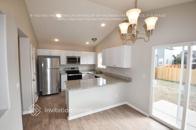 Foto del edificio - 8751 Langford Dr